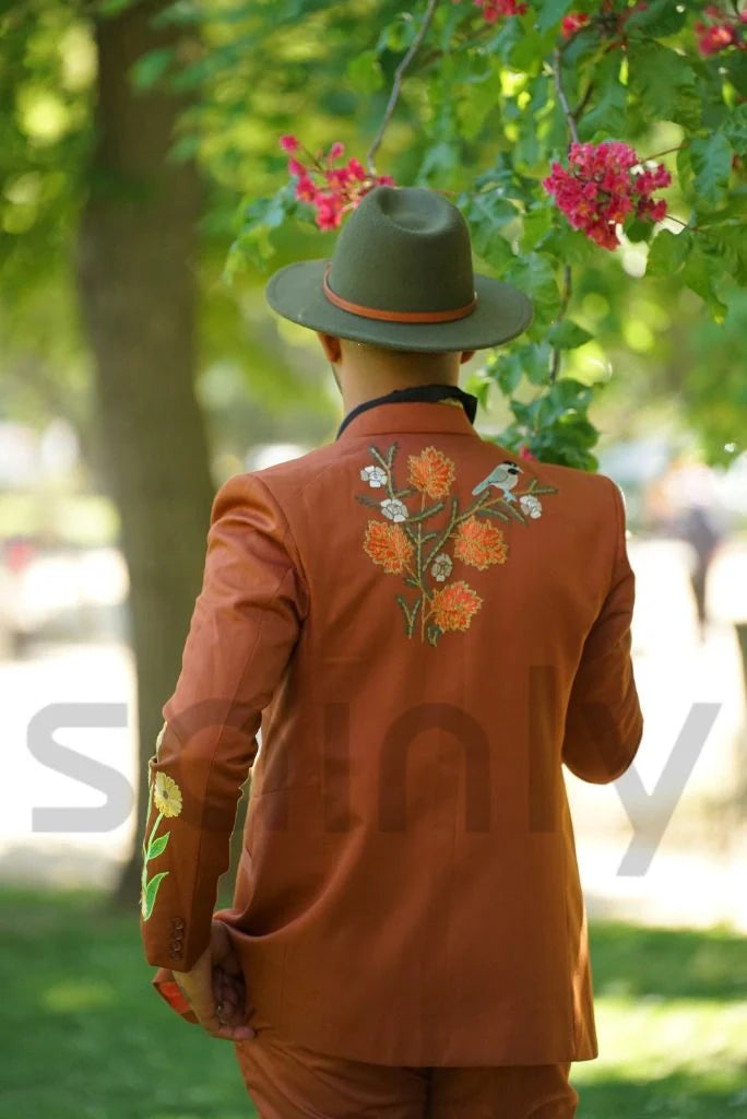 Men Floral & Butterflies Designer Embroidery Suit Stylish Rust Two Piece Suit Country Western Suit Groom Suit Wedding Cocktail Party Attire